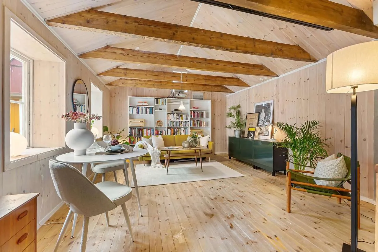 Home Window Repair: Fix and Save Energy